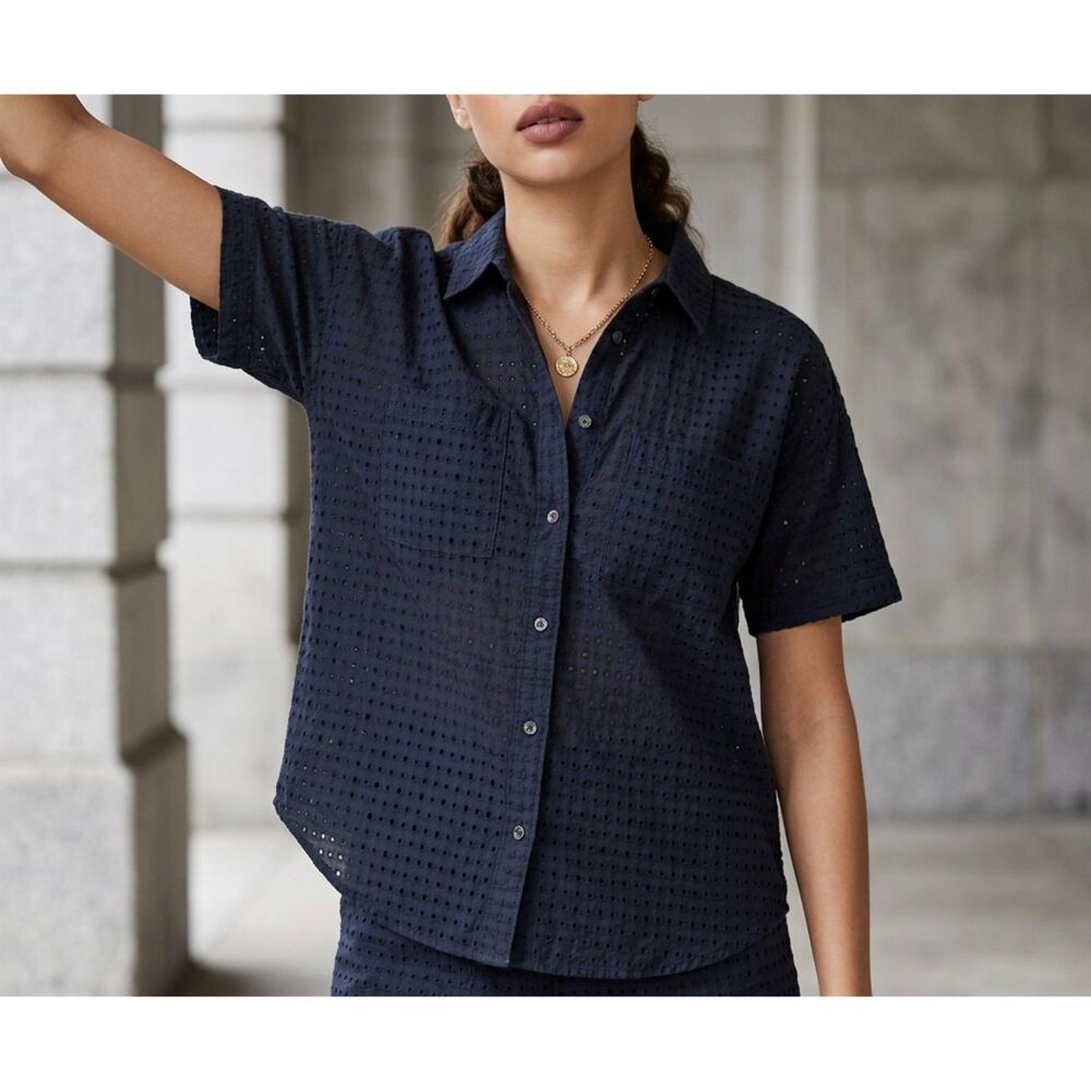 Madewell Navy Blue Eyelet Cotton Button-front Shirt Embroidered Size XS Relaxed
